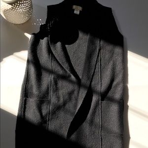 Lightweight wool vest